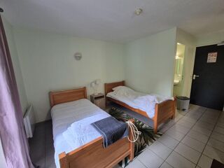  Maison � vendre 15 + pi�ces 3712 m�