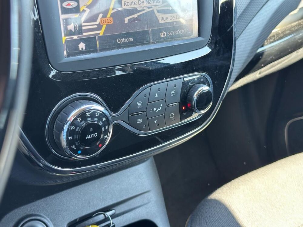Captur 0.9 TCE 90 ENERGY INTENS ECO2 2013 occasion 78240 Chambourcy
