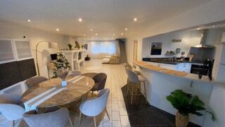  Maison à vendre 6 pièces 201 m²