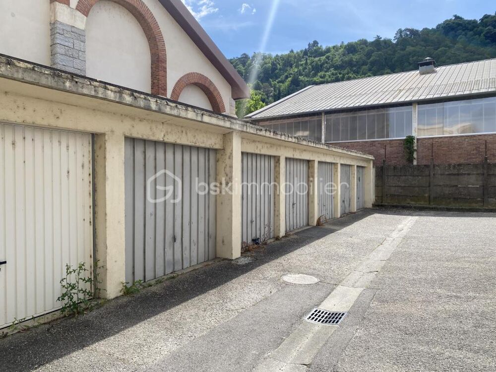 Vente Parking/Garage ? À VENDRE – BOX FERMÉ À VIENNE Vienne
