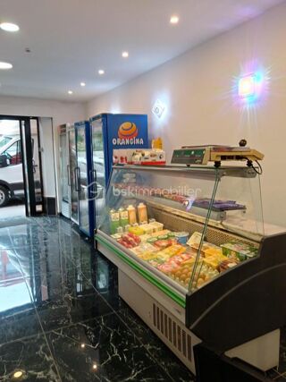  Immeuble  vendre 6 pices 211 m