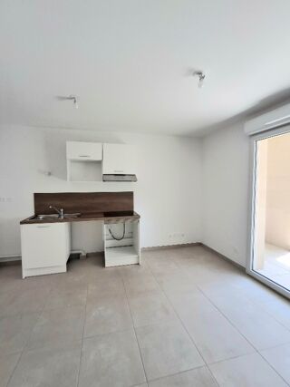  Appartement à louer 1 pièce 27 m²