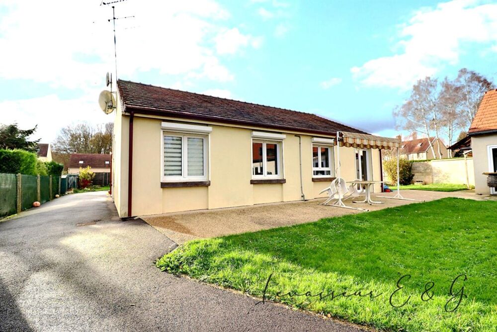 Vente Maison Mouy 60250 - Plain pied 4 chambres avec grande dépendances sur 1630m² de terrain Mouy