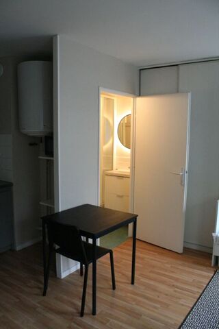  Appartement à louer 1 pièce 22 m²