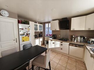  Maison � vendre 10 pi�ces 150 m�