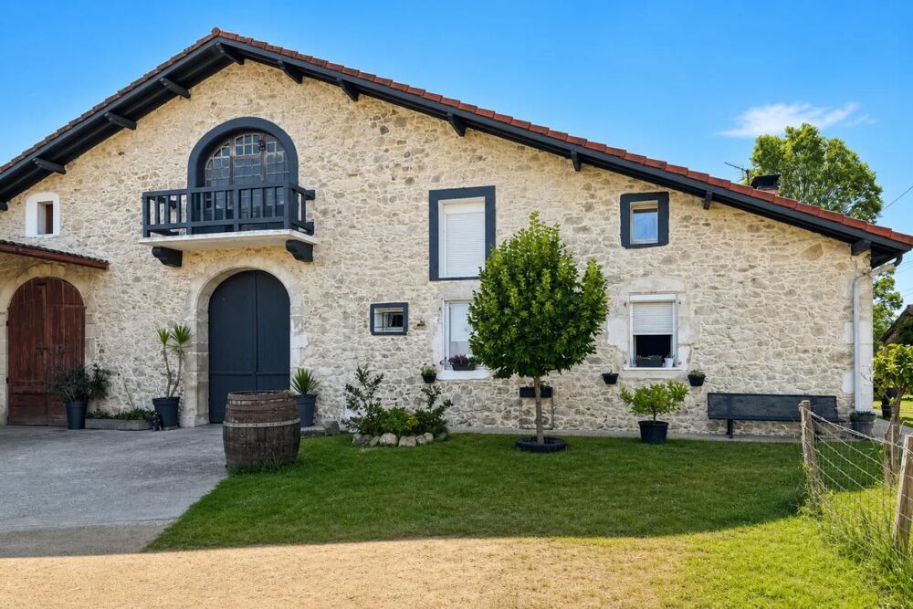 2 Maisons 1) 13 pièces de 476 m² 2)58 m2 indépendante Cagnotte