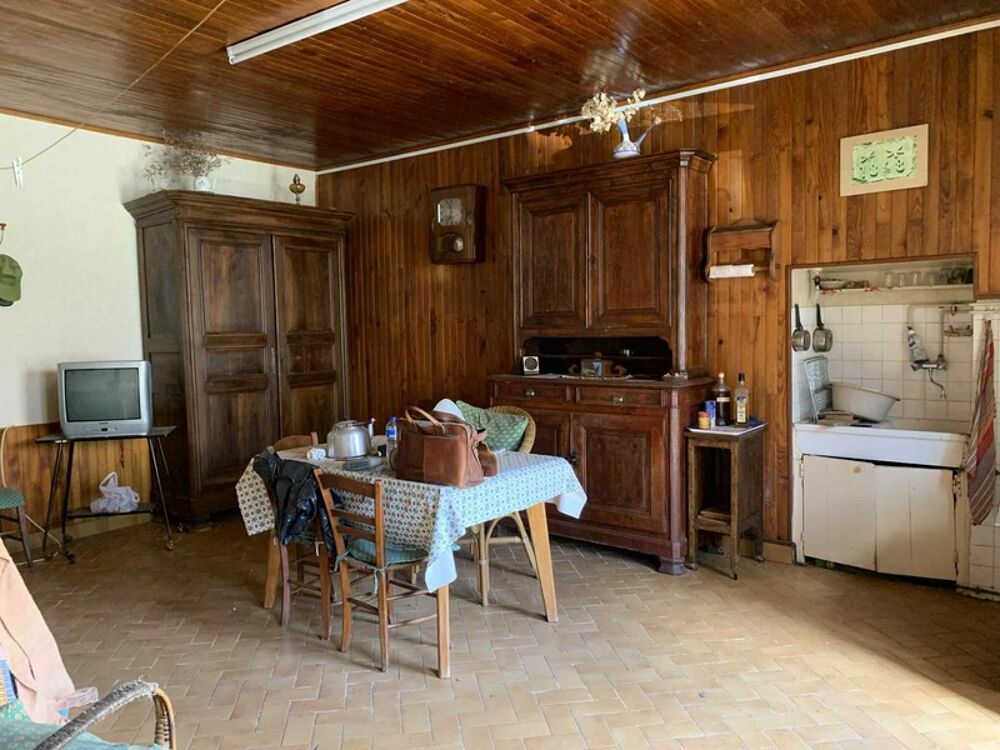 À vendre  Corps de ferme mitoyen à rénover  Lus-la-Croix-Haute (26620)