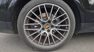 Cayenne 3.0 V6 462 e-Hybrid 4X4 Tiptronic 8 N/A 2021 occasion 37230 Fondettes