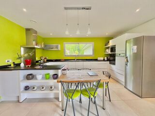  Villa à vendre 8 pièces 280 m²