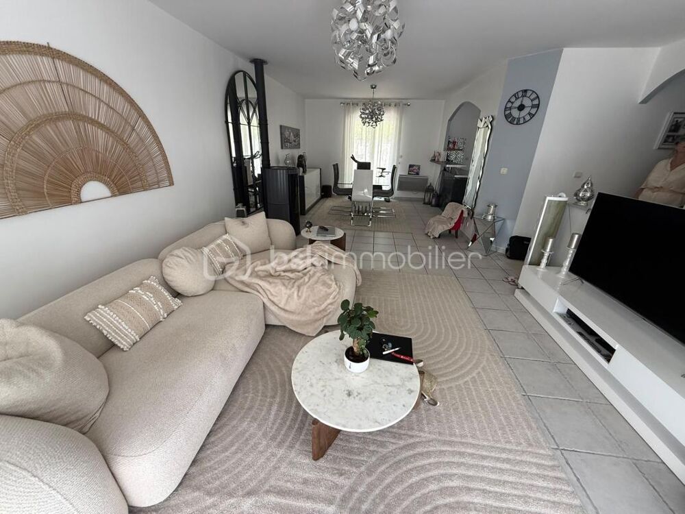 Maison 93 m², Pocé-sur-Cisse ** exclusivité by Véronique HOLLEVILLE **