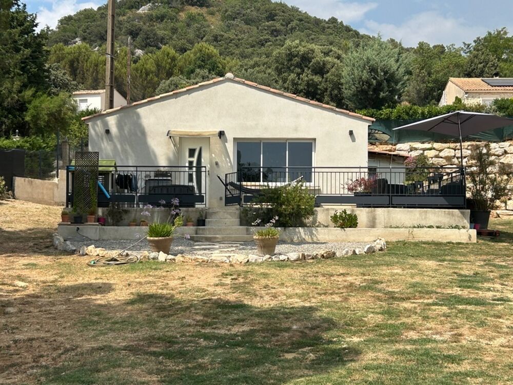 RIANS (83560)  Maison de plain-pied de 120 m² avec T1 indépendant sur terrain de 4 000 m² piscinable
