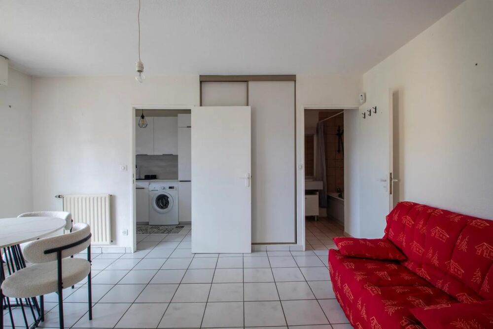 Vente Appartement Studio de 33 m² meublé à Ferney-Voltaire, avec place de parking Ferney voltaire