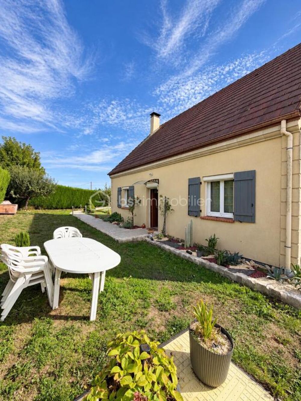Vente Maison Maison 128 m² avec 4 chambres, sous-sol total et terrain de 2 200 m² - Gisors Gisors
