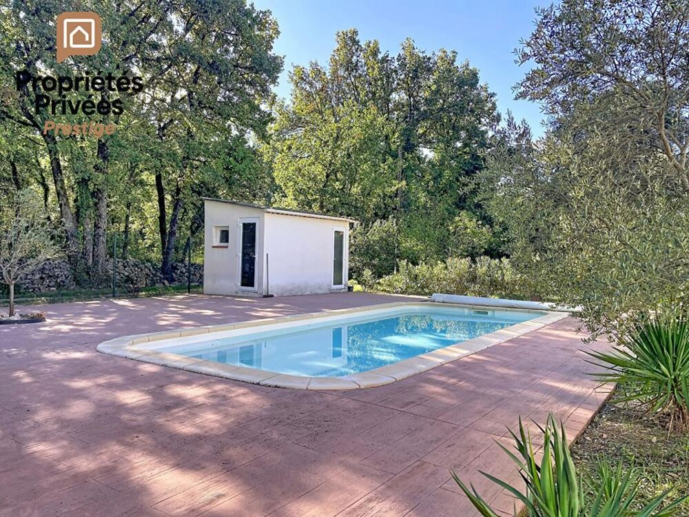 Vente Villa Villa 138 m², terrain plat 2 500 m², piscine et garage - Nans-les-Pins Nans les pins