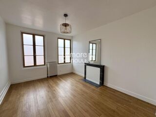  Appartement à louer 2 pièces 45 m²