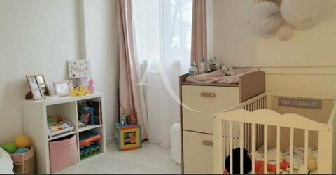  Appartement � louer 4 pi�ces 77 m�