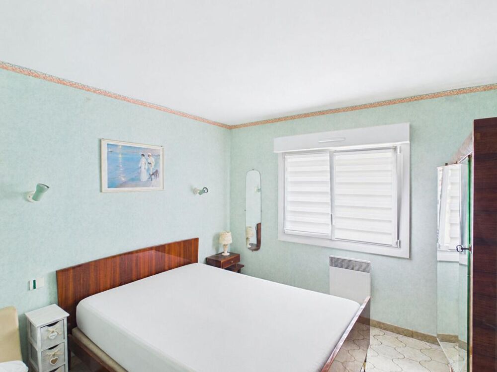 à vendre  Villa Saint-Raphaël (83700)