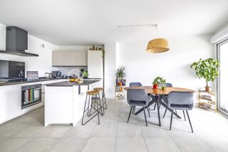  Appartement  vendre 4 pices 93 m