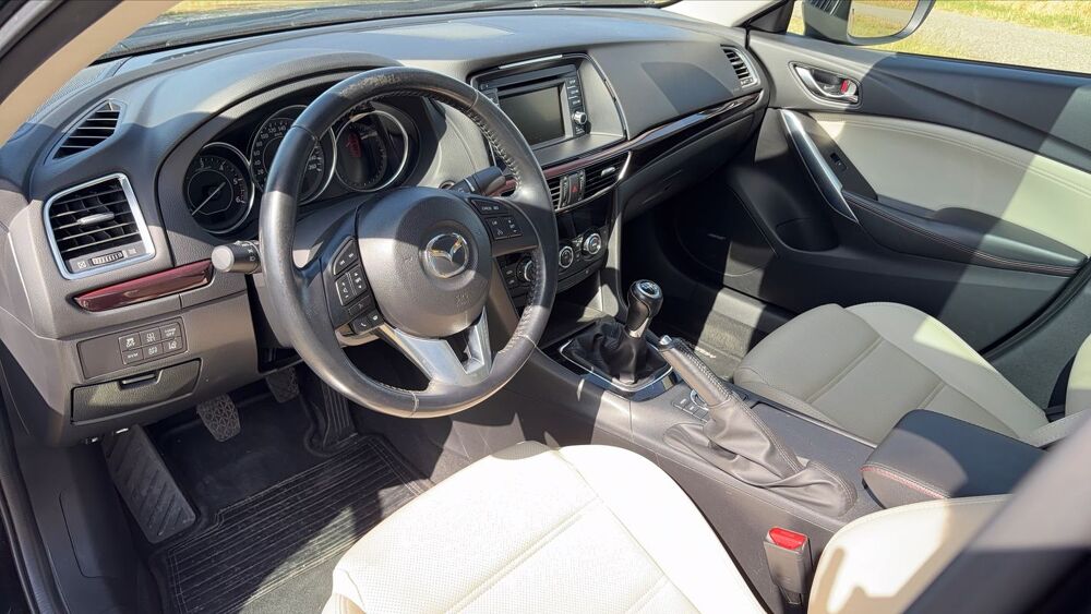 Mazda6 2.2 SkyActiv-D 175 Selection - Toit ouvrant 2015 occasion 31290 Villefranche De Lauragais