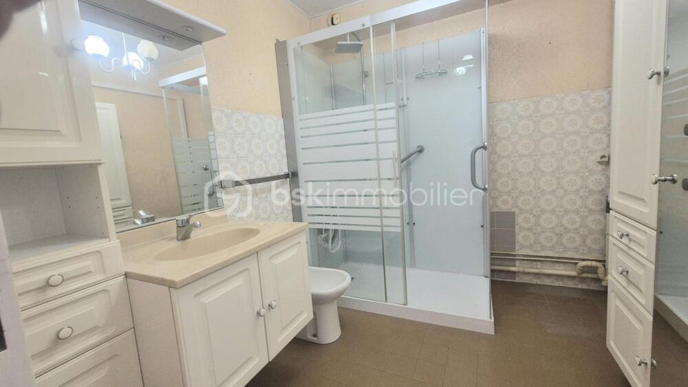 Vente Appartement LA VALETTE DU VAR - APPARTEMENT T3 DE 71 M² - TERRASSE COUVERTE - PARKING PRIVATIF La valette du var