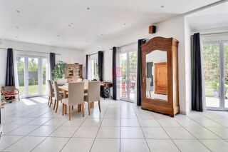  Maison � vendre 10 pi�ces 250 m�