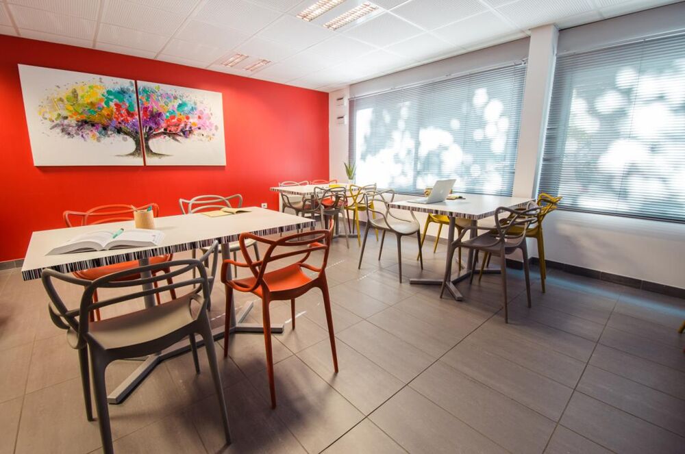 Vente Appartement Spécial Investisseur trois pièces Meublé 63.50m² Marseille 5