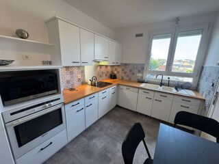  Appartement à louer 4 pièces 92 m²