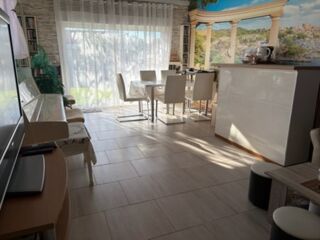  Villa à vendre 6 pièces 164 m²