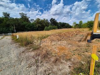  Terrain à vendre 639 m²