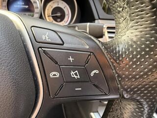 Classe E BENZ 220 BLUETEC EXECUTIVE MERCEDES-BENZ 2015 occasion 94100 Saint Maur Des Fossees