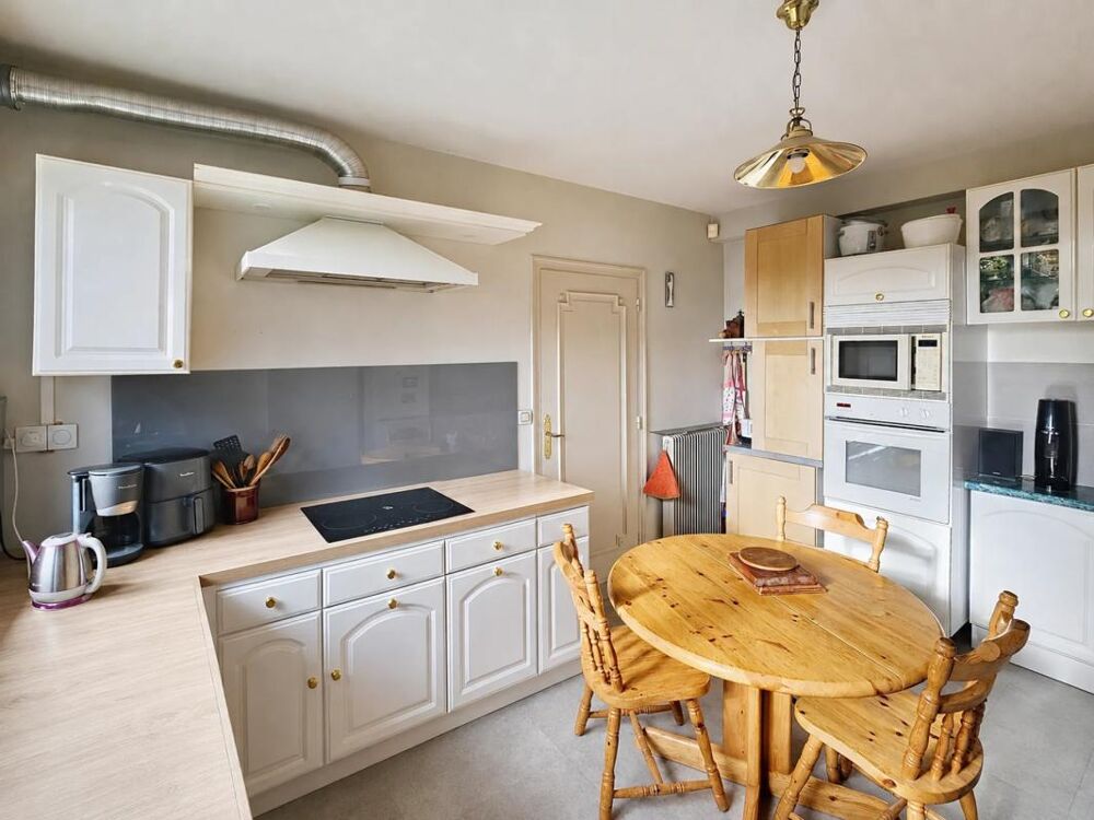 Vente Maison Maison 10 pièces 260 m2 - L'Hermitage L hermitage
