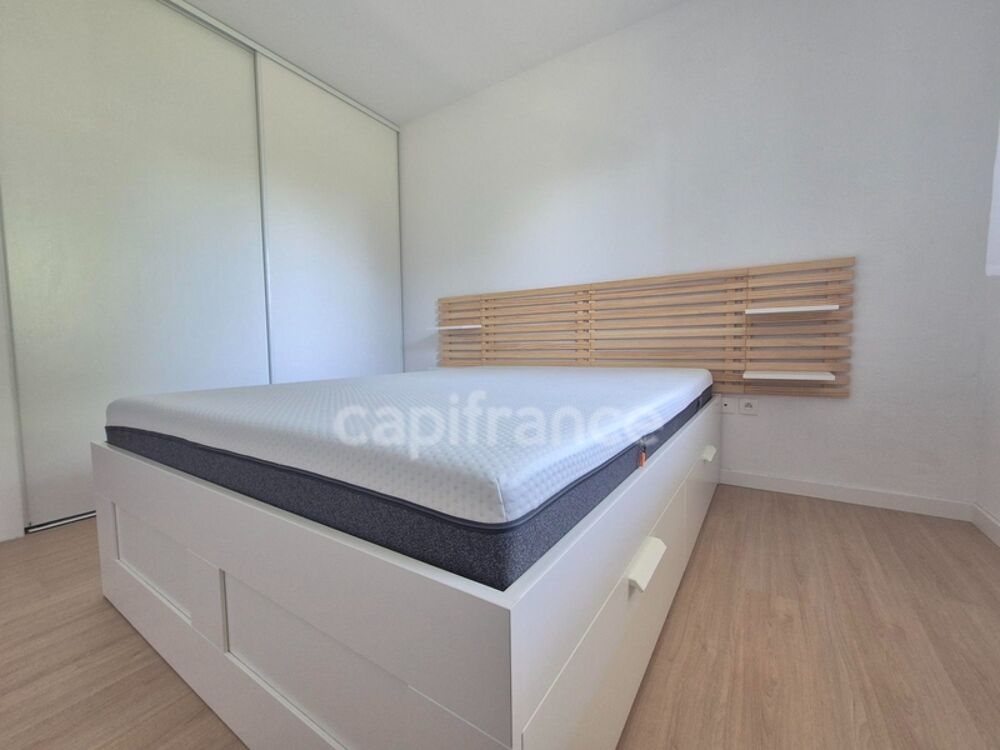 Vente Appartement Appartement à vendre 3 pièces ROYAN (17) - Balcon - Parking Royan