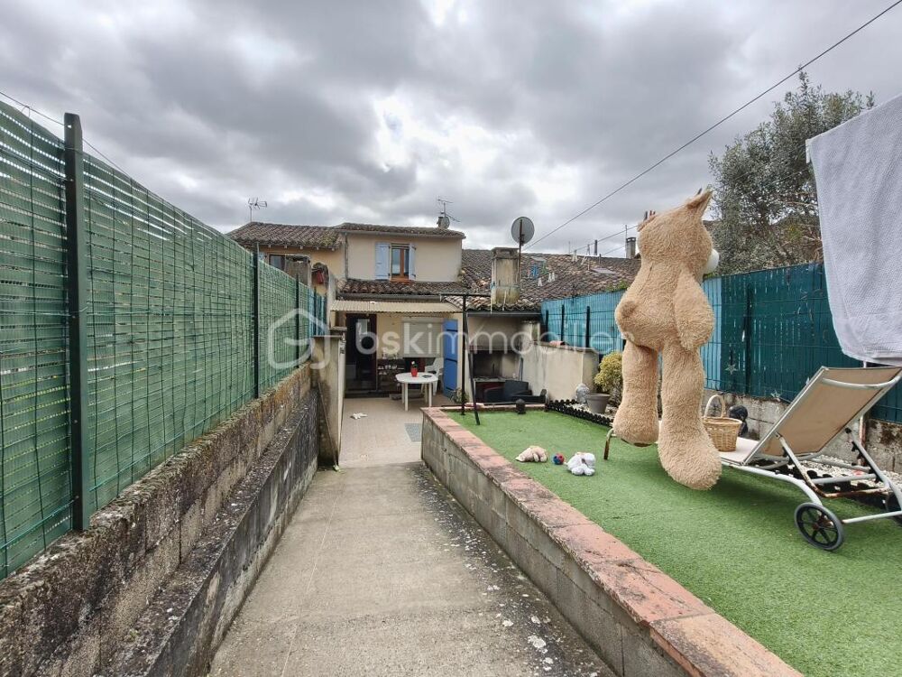 Maison, Jardin et trois chambres