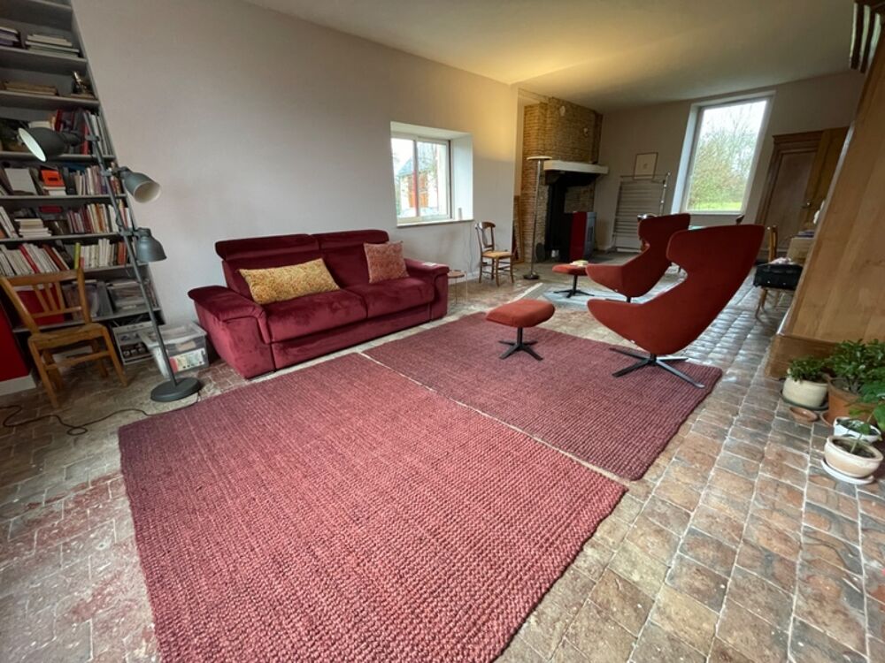 Maison de caractère en pierre, dépendances, accès rivière, 199500€ !