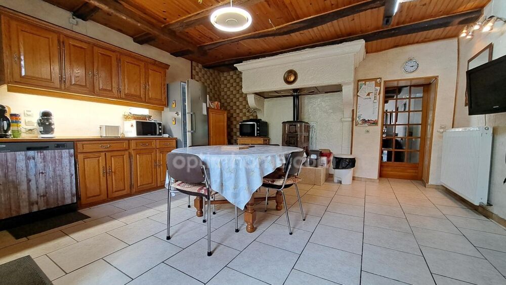 Maison à vendre 6 pièces DEMANGEVELLE (70)