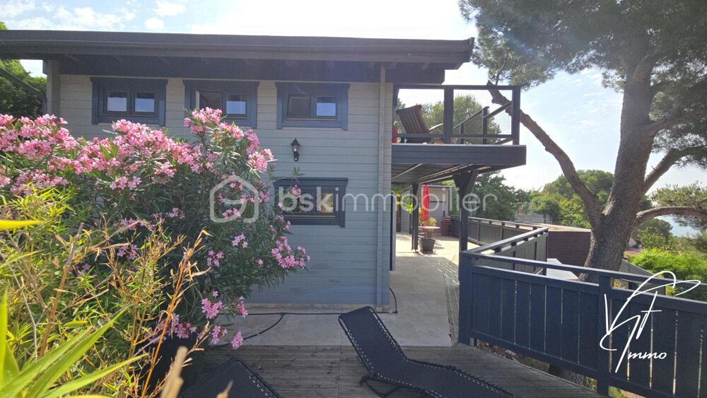 LE CASTELLET  Chalet bois T3 récent avec terrasse panoramique, aperçu mer