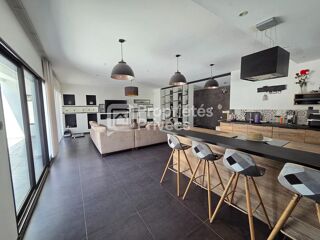  Maison à vendre 6 pièces 223 m²
