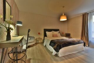  Maison � vendre 10 pi�ces 340 m�