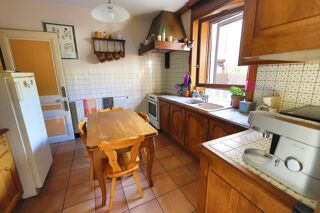  Maison � vendre 15 + pi�ces 210 m�