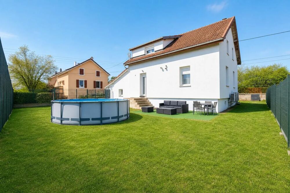 Vente Maison Maison rénovée de 188 m² à Seloncourt, 4 ch Seloncourt