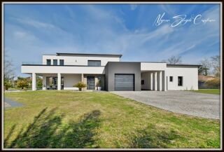  Propri�t�/ch�teau � vendre 8 pi�ces 290 m�