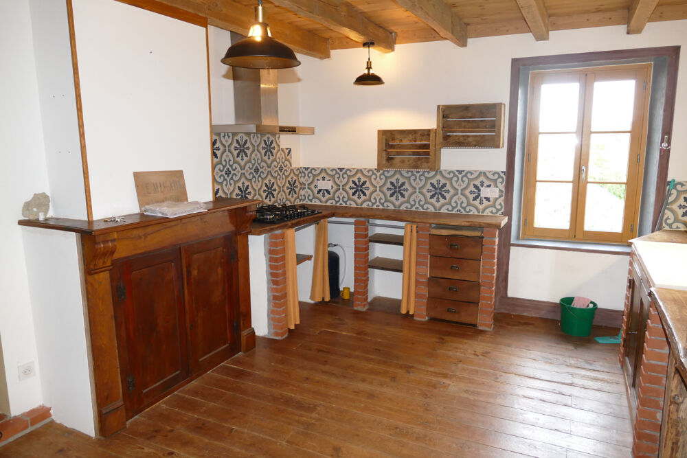Vente Maison Grande maison rénovée avec atelier ou local commercial, terrasse panoramique et jardin (Mourjou - Puycapel, 15) Puycapel