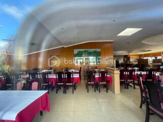  Immeuble � vendre 8 pi�ces 700 m�