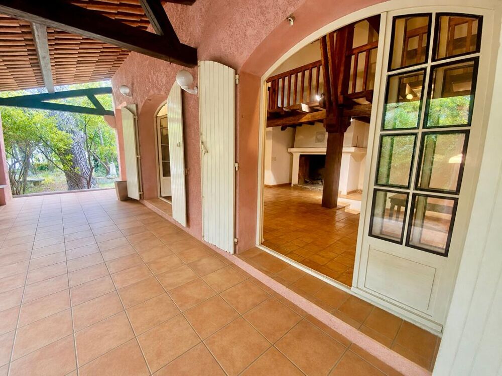 Maison Le Castellet 6 pièce(s) 175 m2 avec piscine