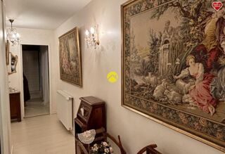  Propri�t�/ch�teau � vendre 13 pi�ces 309 m�