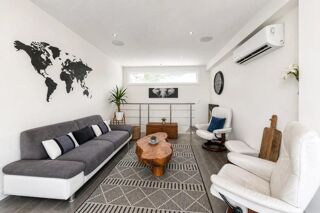  Maison à vendre 12 pièces 239 m²