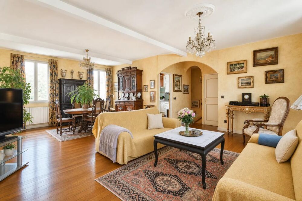 à vendre  Propriété/château Clamart (92140)