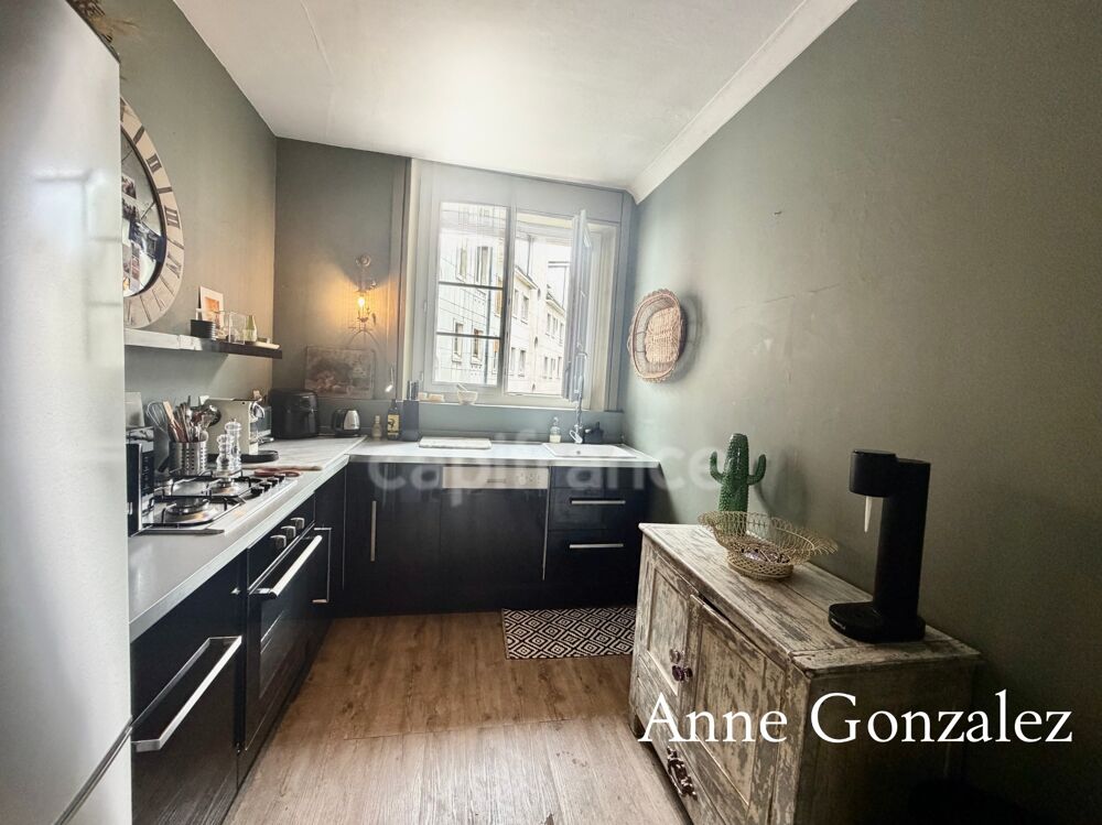 Vente Appartement ORLEANS Coeur de ville entre la place du Martroi et la gare dans une rue calme et prisée, à vendre superbe appartement T4 avec c Orleans