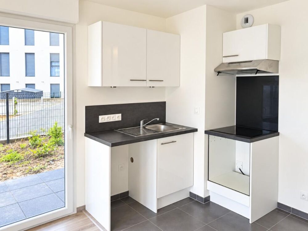 Location Appartement Beau T2 avec parking et jardin à St Léger-du-Bourg-Denis Saint leger du bourg denis