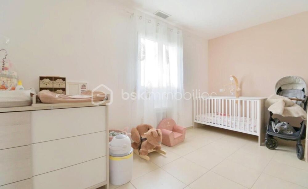 Vente Maison Villa récente de 3 chambres Puilacher